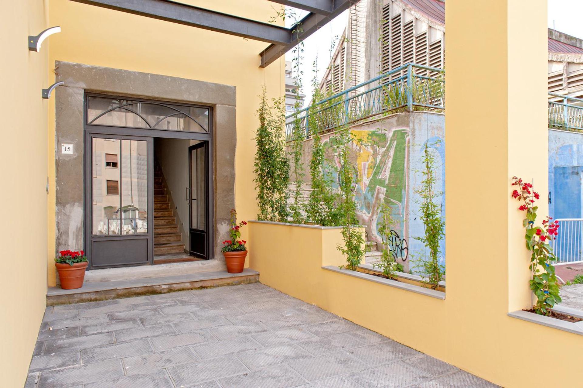 Waterfront Balcony I Grani 2 Resort Style Suite Livorno Eksteriør billede